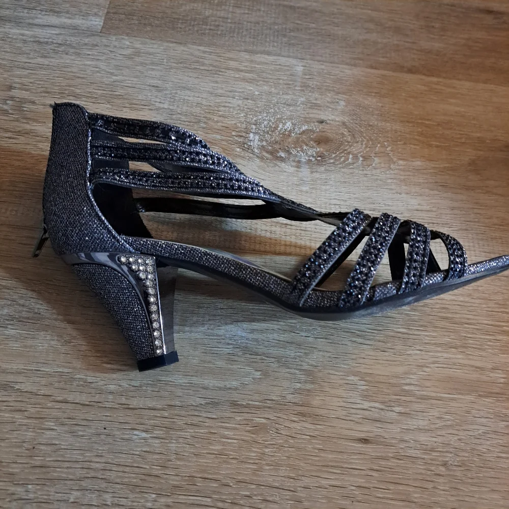 Bella Hanna Dressy Kinmi 25 Black Shimmering Rhinestone Shoe Zipper Women's 8.5